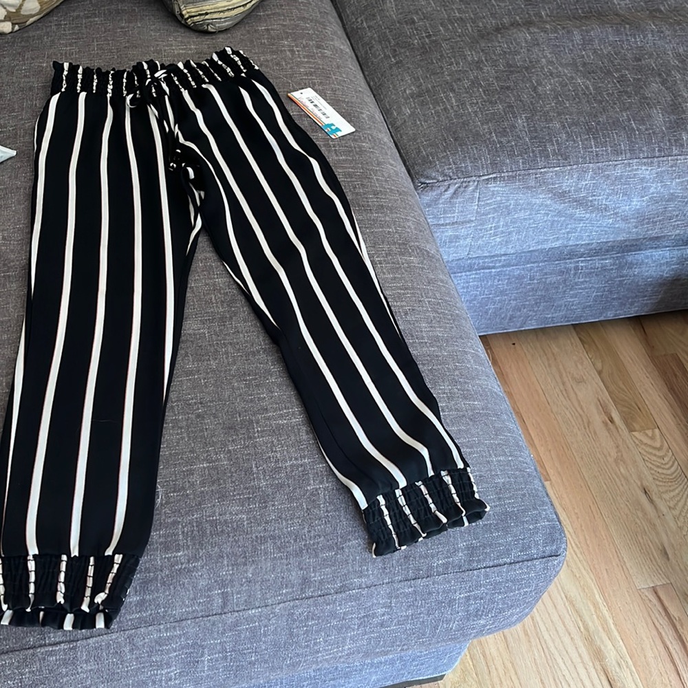 Vintage Havana black stripped joggers size medium.